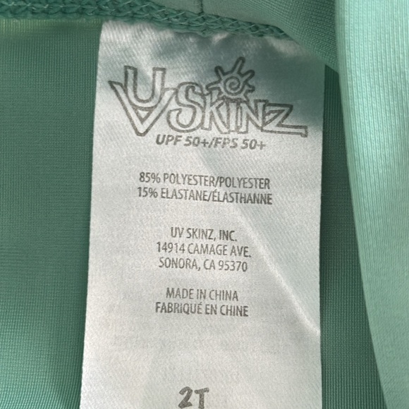 2T Disney, onesie gray, Mickey Mouse, UV skins rash guard green - Picture 5 of 6